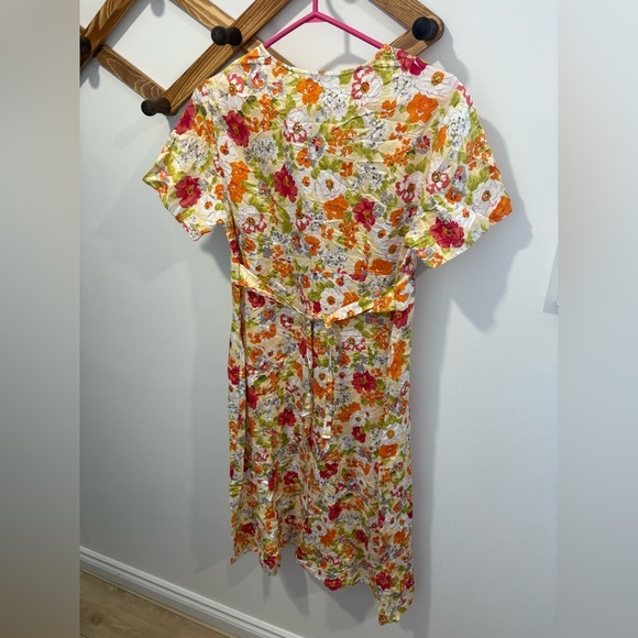 LIKE NEW- ORVIS - FLORAL PRINT DRESS - Medium - Picture 6 of 6